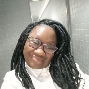 Meet your Posher, Corisa